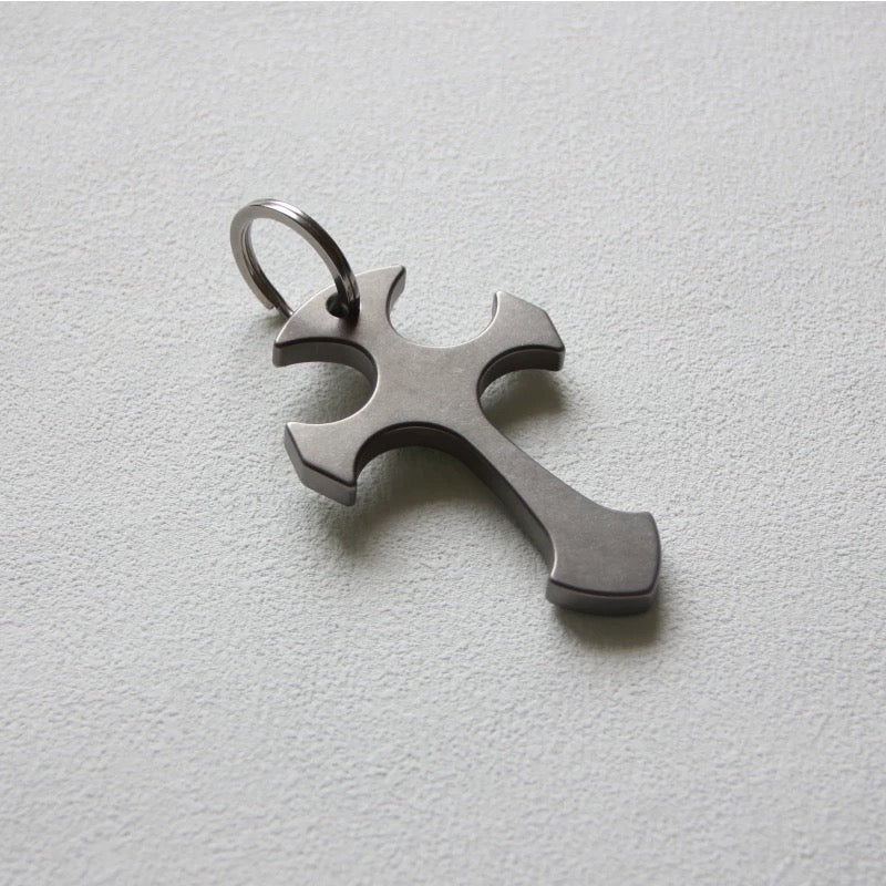 Titanium Alloy Knuckles Fight Bumper Tapered in Cross Shape