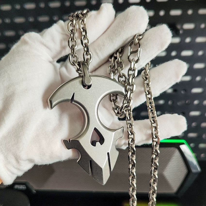 Unisex Pure Titanium Necklace Pendant TC21 Titanium Alloy Knuckle Doomsday Shield EDC