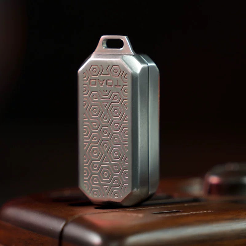 Magnetic Fidget Coin – EDC Stress Relief with Infinite Spin & Push Mechanism