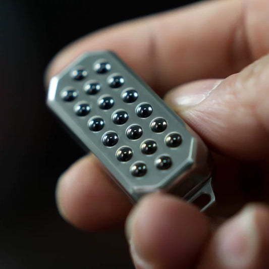 Magnetic Fidget Coin – EDC Stress Relief with Infinite Spin & Push Mechanism